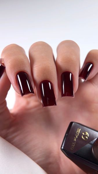 Гель лак - Без ТРО Steffani Color Gel polish №69 (9мл) - Яскраво-жовтий SGP09-69 фото